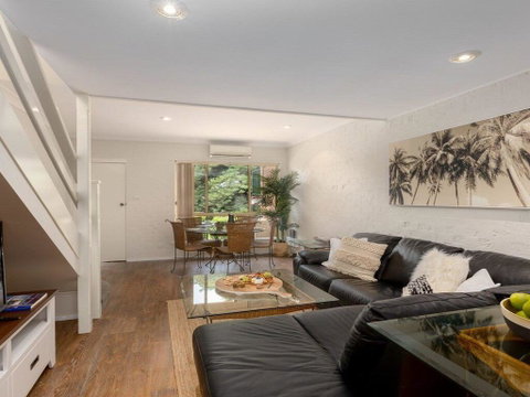 Tehidy Townhouse - Accommodation Batemans Bay 0