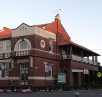 The Bank BB West Wyalong - Accommodation Batemans Bay