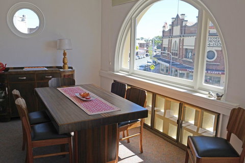 The Bank B&B West Wyalong - Accommodation Batemans Bay 2