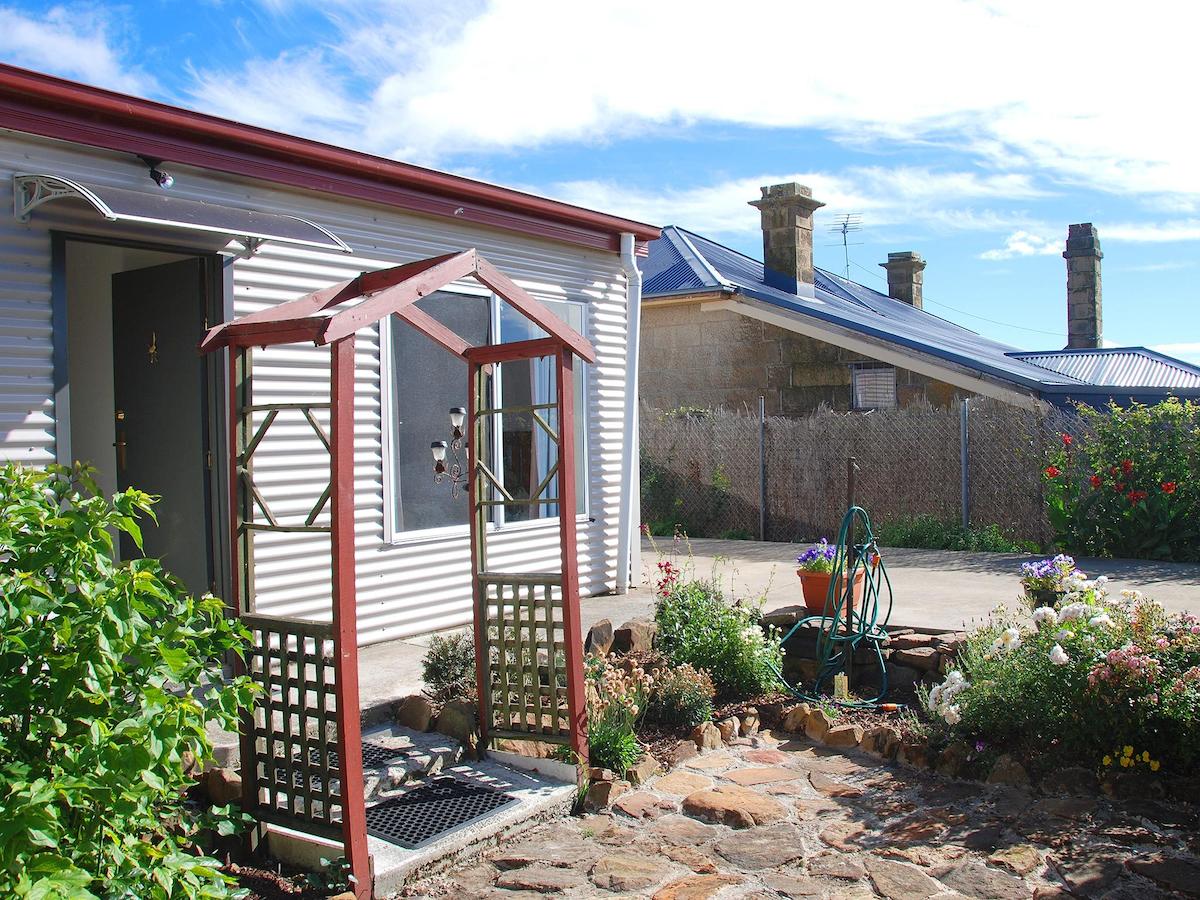 Whitefoord TAS Accommodation Batemans Bay