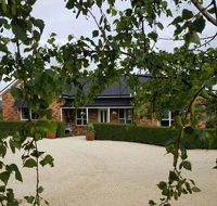 Hazelcreek Cottages - Accommodation Batemans Bay