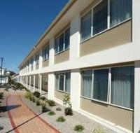 Edgewater Hotel - Accommodation Batemans Bay