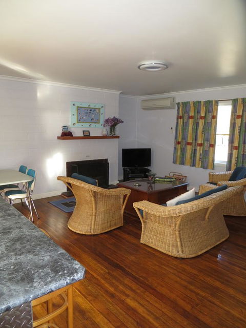 Orford Prosser Holiday Units - Accommodation Batemans Bay 0