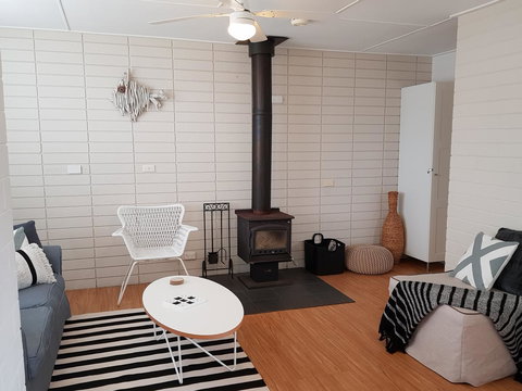 Beach Hut Scamander - Accommodation Batemans Bay 8