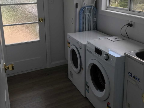 Derby Digs Cottage - Accommodation Batemans Bay 12