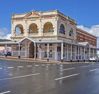 The Empire Hotel - Accommodation Batemans Bay
