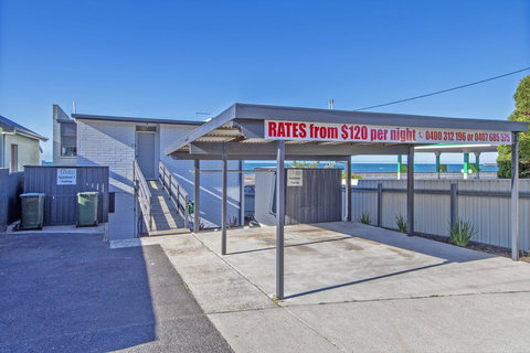 Aruba Apartments - Accommodation Batemans Bay 4