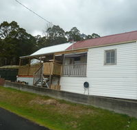 Riders Hut - Derby - Accommodation Batemans Bay