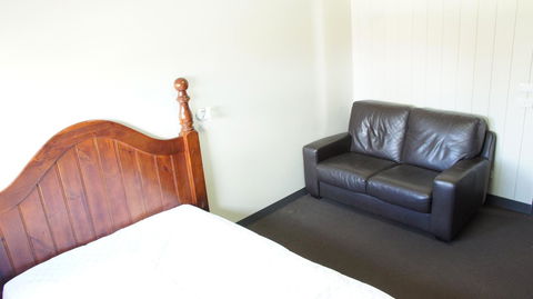 Swansea Backpacker Lodge - Accommodation Batemans Bay 11