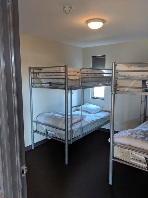Swansea Backpacker Lodge - Accommodation Batemans Bay 12
