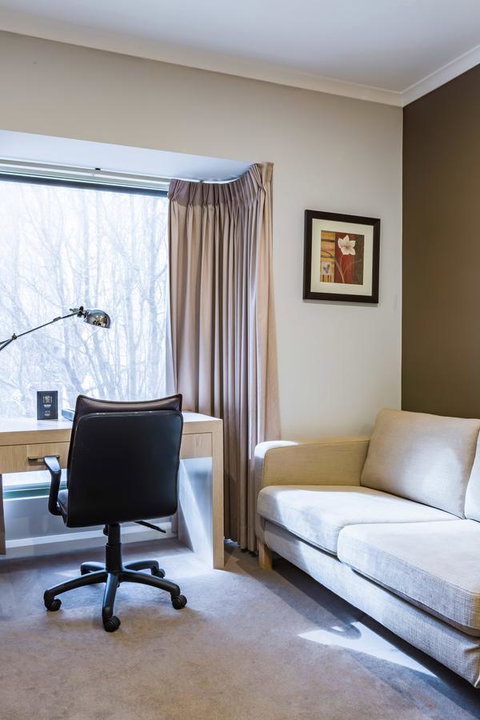 The Waverley International Hotel - Accommodation Batemans Bay 16