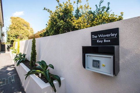 The Waverley International Hotel - Accommodation Batemans Bay 41