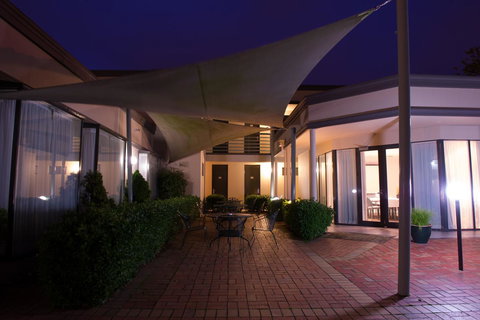 The Waverley International Hotel - Accommodation Batemans Bay 28