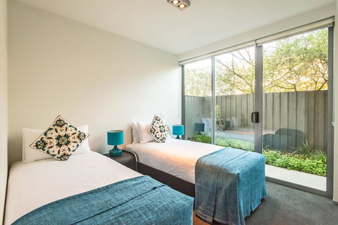 The Waverley International Hotel - Accommodation Batemans Bay 40