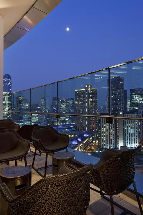 Crown Metropol Melbourne - Accommodation Batemans Bay 10