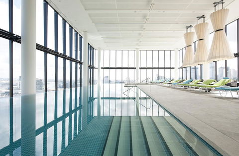 Crown Metropol Melbourne - Accommodation Batemans Bay 16