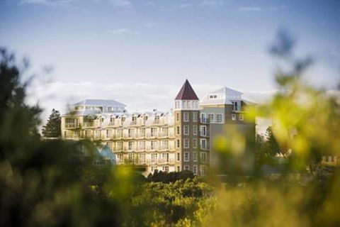 Deep Blue Hotel & Hot Springs - Accommodation Batemans Bay 0