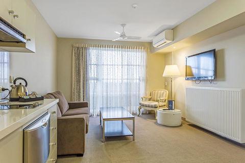 Deep Blue Hotel & Hot Springs - Accommodation Batemans Bay 42