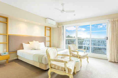 Deep Blue Hotel & Hot Springs - Accommodation Batemans Bay 11