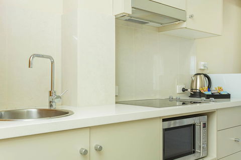 Deep Blue Hotel & Hot Springs - Accommodation Batemans Bay 35