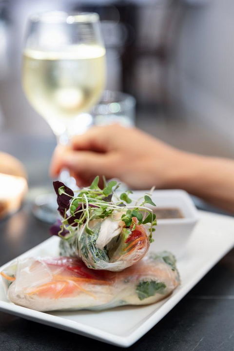 Deep Blue Hotel & Hot Springs - Accommodation Batemans Bay 2