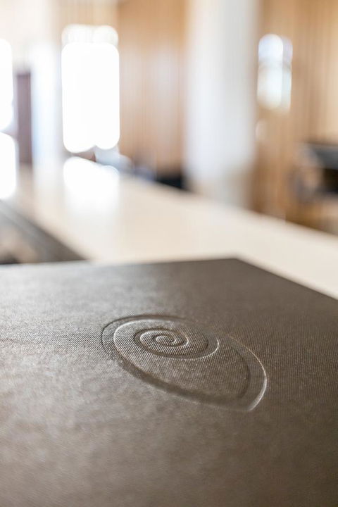 Deep Blue Hotel & Hot Springs - Accommodation Batemans Bay 3