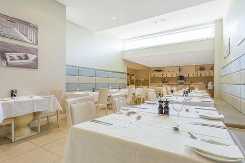 Deep Blue Hotel & Hot Springs - Accommodation Batemans Bay 16