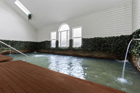 Deep Blue Hotel & Hot Springs - Accommodation Batemans Bay 12