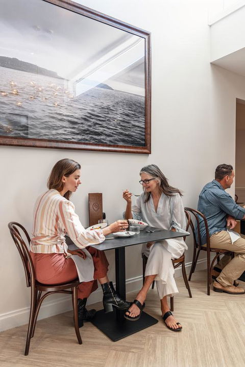 Deep Blue Hotel & Hot Springs - Accommodation Batemans Bay 6