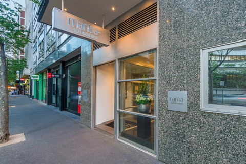 Mantra 100 Exhibition - Accommodation Batemans Bay 5