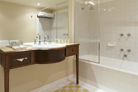 Grand Hotel Melbourne - Accommodation Batemans Bay 26