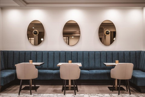 The Savoy Hotel On Little Collins Melbourne - Accommodation Batemans Bay 4