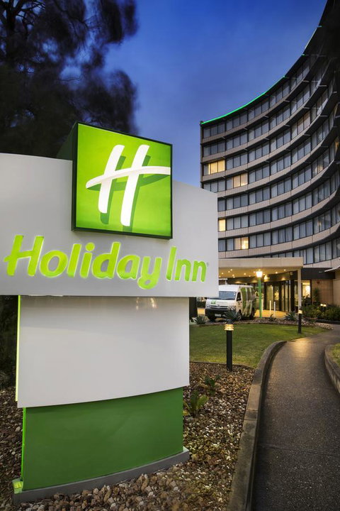 Holiday Inn Melbourne Airport, An IHG Hotel - Accommodation Batemans Bay 13