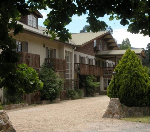 Bright Chalet - Accommodation Batemans Bay 1
