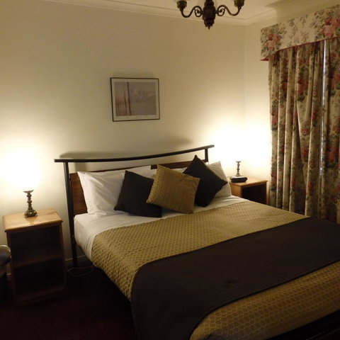 Bright Chalet - Accommodation Batemans Bay 12