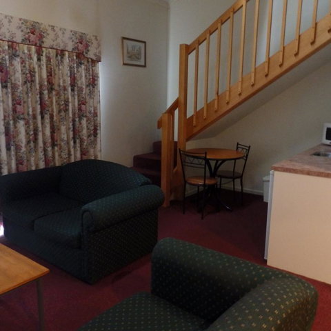 Bright Chalet - Accommodation Batemans Bay 9