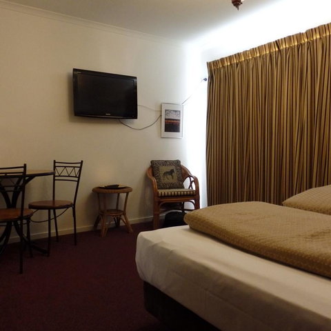 Bright Chalet - Accommodation Batemans Bay 13