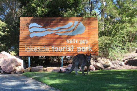 Halls Gap Lakeside Tourist Park - Accommodation Batemans Bay 3