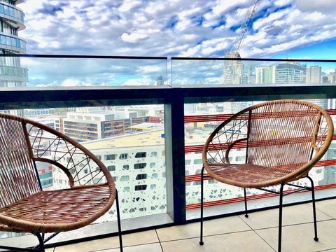 Pride Docklands Waterfront Apartment City View - Accommodation Batemans Bay 31