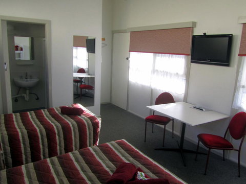The Highlander Motel - 24HR Check In - Accommodation Batemans Bay 27