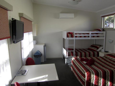 The Highlander Motel - 24HR Check In - Accommodation Batemans Bay 21