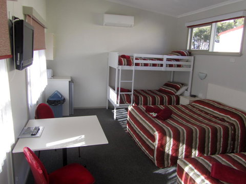 The Highlander Motel - 24HR Check In - Accommodation Batemans Bay 22