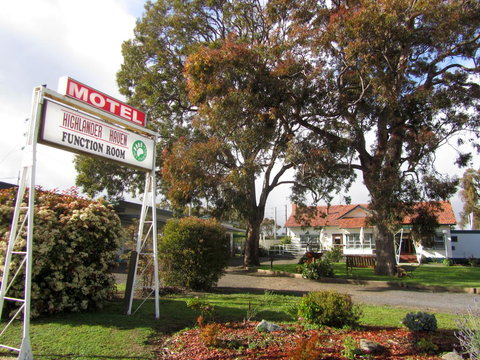 The Highlander Motel - 24HR Check In - Accommodation Batemans Bay 0