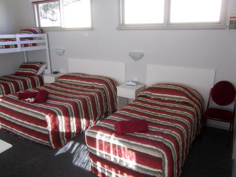 The Highlander Motel - 24HR Check In - Accommodation Batemans Bay 24