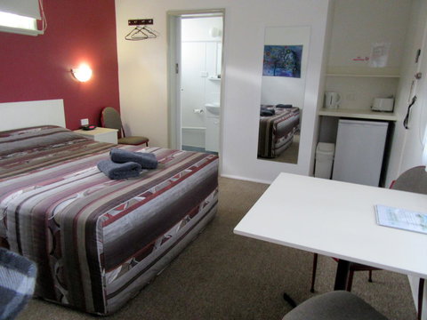The Highlander Motel - 24HR Check In - Accommodation Batemans Bay 1