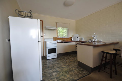 Ballymena Holiday Units - Accommodation Batemans Bay 6