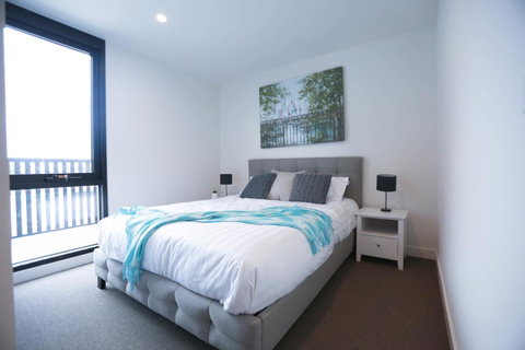 Box Hill 2 Bedroom Apt (La Maison) 02 - Accommodation Batemans Bay 5
