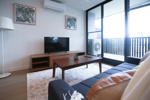 Box Hill 2 Bedroom Apt (La Maison) 02 - Accommodation Batemans Bay 2