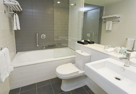 Causeway 353 Hotel - Accommodation Batemans Bay 28