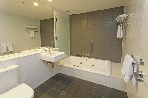 Causeway 353 Hotel - Accommodation Batemans Bay 35